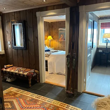 Ullsheim Grendehytte * Beitostolen