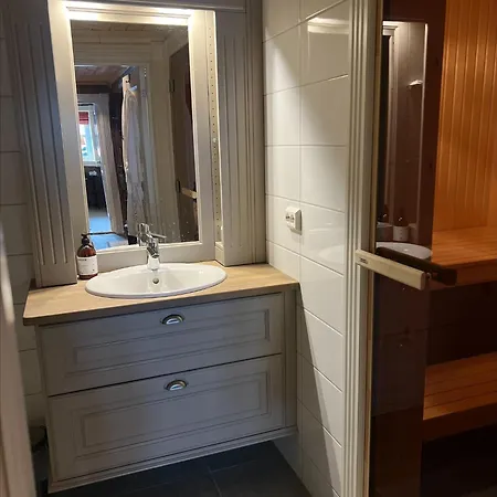 Ullsheim Grendehytte * Beitostolen